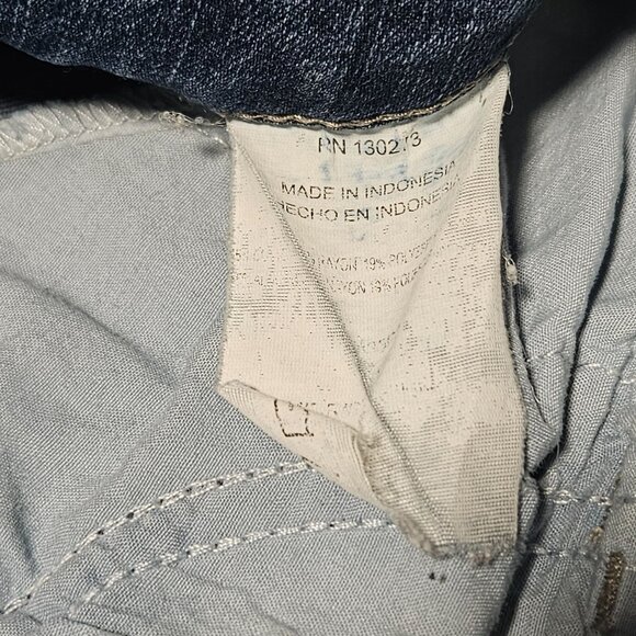 Lee Riders Curvy Fit Skinny Cut Off Jean Shorts Womens Size 29 Waist Denim - Picture 4 of 4